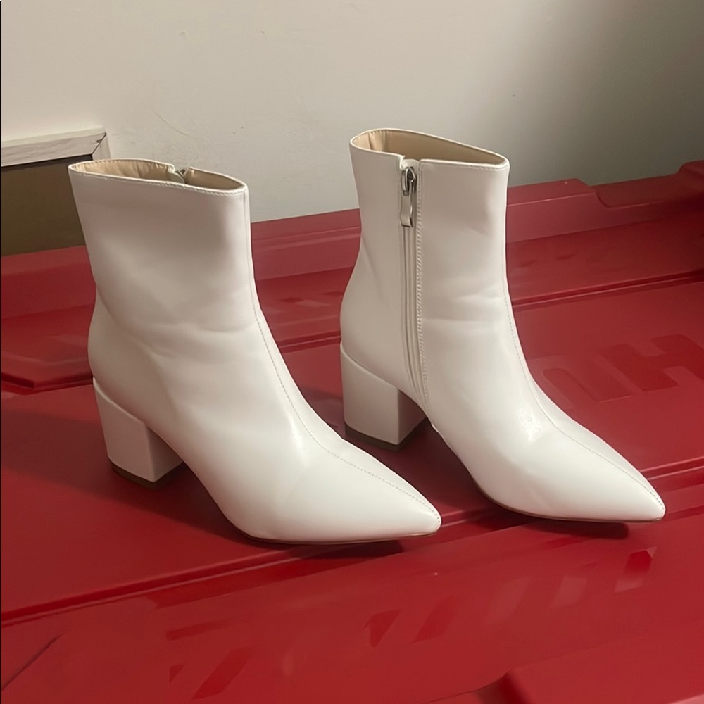 WETKISS Chic White Ankle Booties with Pointed Toe and Block Heel - Picture 3 of 8